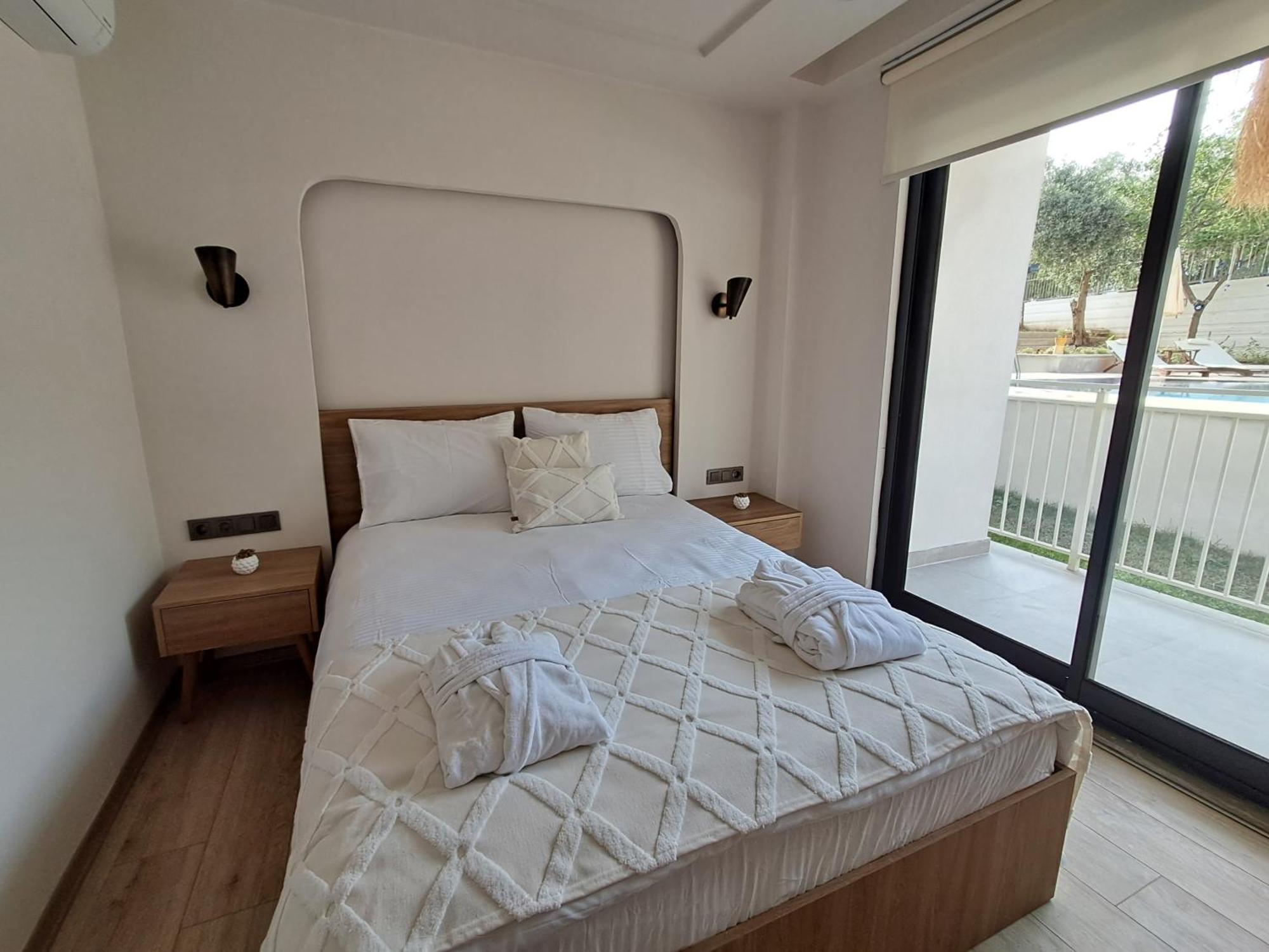 Oregano Suites Side Kültér fotó