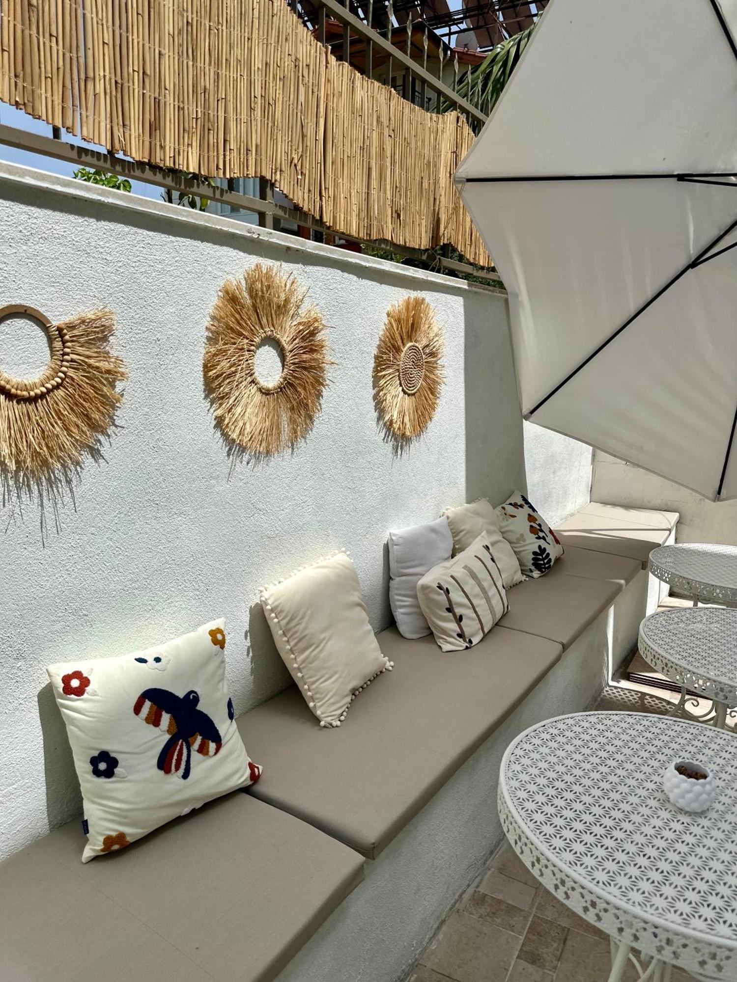 Oregano Suites Side Kültér fotó
